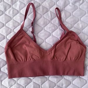 Lululemon Ebb to Street Size 8